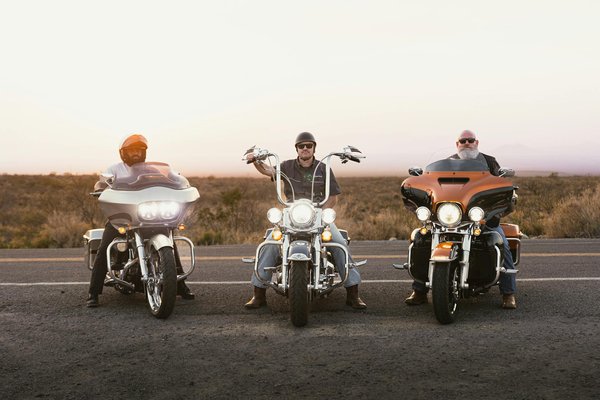 Les femmes et les voitures de luxe : une relation en pleine évolution